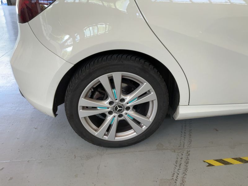Mercedes-Benz A-Klasse A 180 CDI BlueEfficiency Urban 2018 – снимка 9