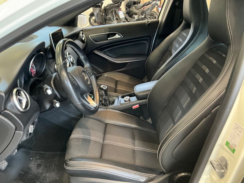 Mercedes-Benz A-Klasse A 180 CDI BlueEfficiency Urban 2018 – снимка 21