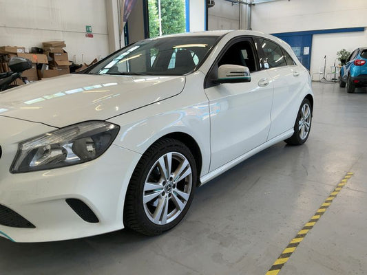 Mercedes-Benz A-Klasse A 180 CDI BlueEfficiency Urban 2018 – снимка 2