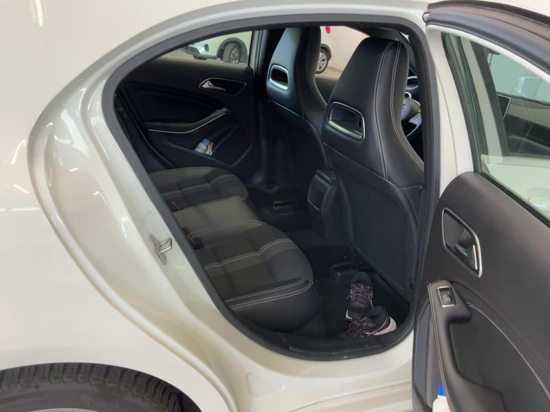 Mercedes-Benz A-Klasse A 180 CDI BlueEfficiency Urban 2018 – снимка 19