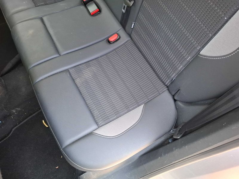 Peugeot 2008 1.2 PureTech Allure 2018 – снимка 73