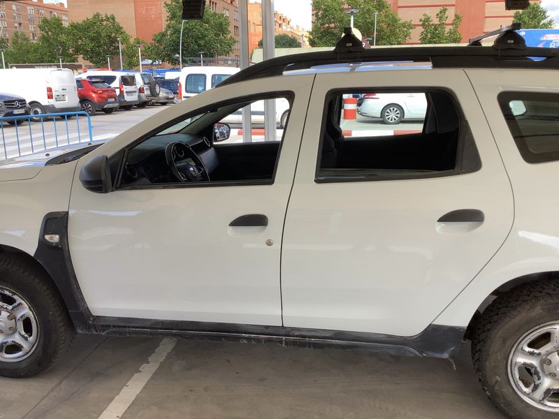 Dacia Duster 1.5 Blue dCi Essential 2021 – снимка 4