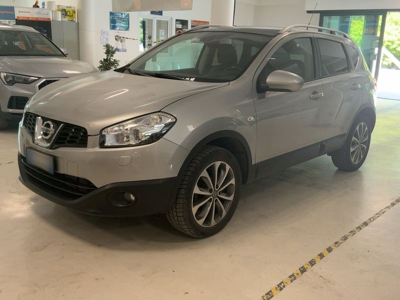Nissan Qashqai+2 1.6 dCi Tekna 4x4 2013 – снимка 1