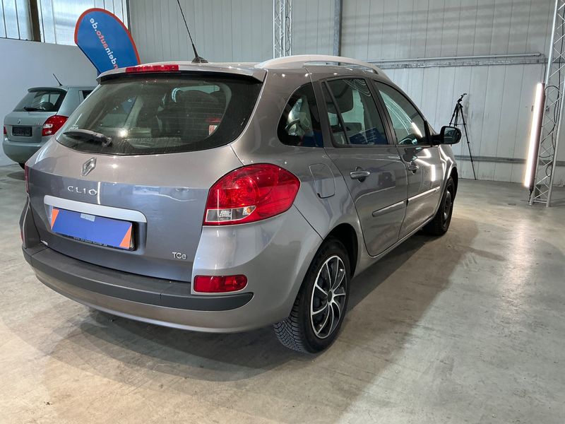 Renault Clio 1.2 TCe Tom Tom Edition 2012 – снимка 2