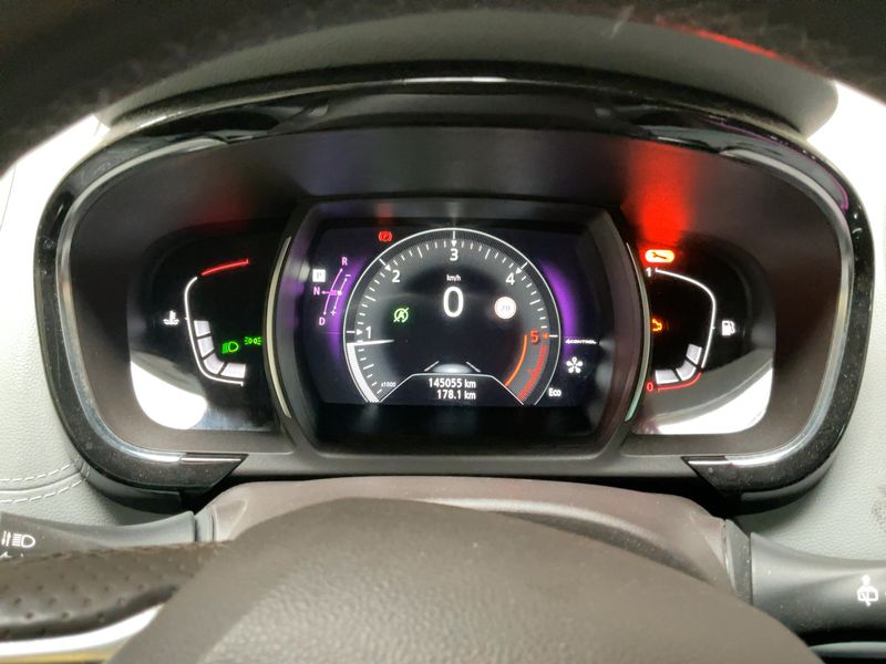 Renault Espace 1.6 dCi Energy Initiale Paris 2015 – снимка 19