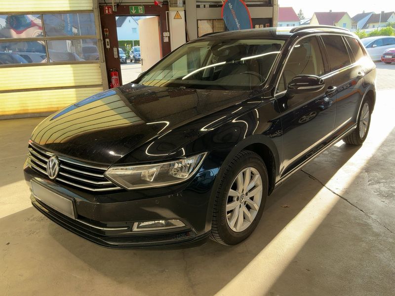 Volkswagen Passat 2.0 TDI Comfortline BlueMotion Tech 2018 – снимка 1