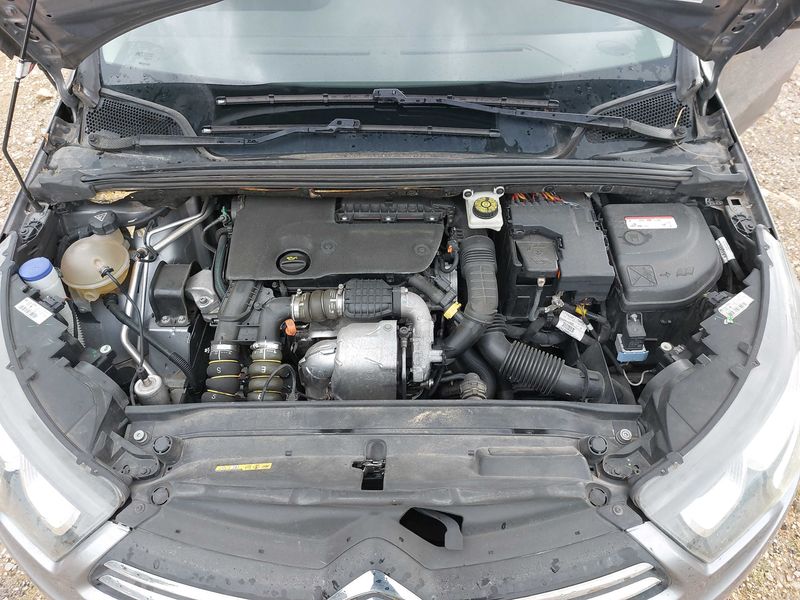 Citroen C4 1.6 Blue-HDi Millenium Business 2017 – снимка 8