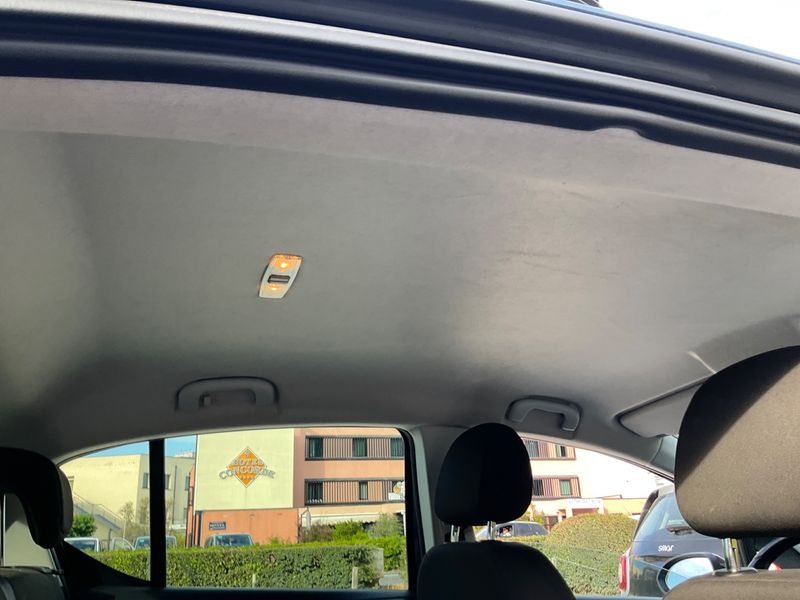 Opel Corsa 1.4 LPG B-Color 2017 – снимка 36