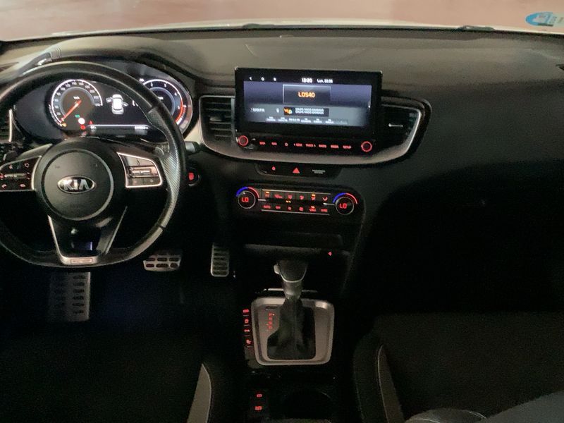 Kia cee'd 1.6 CRDi Mild-Hybrid GT Line 2021 – снимка 17
