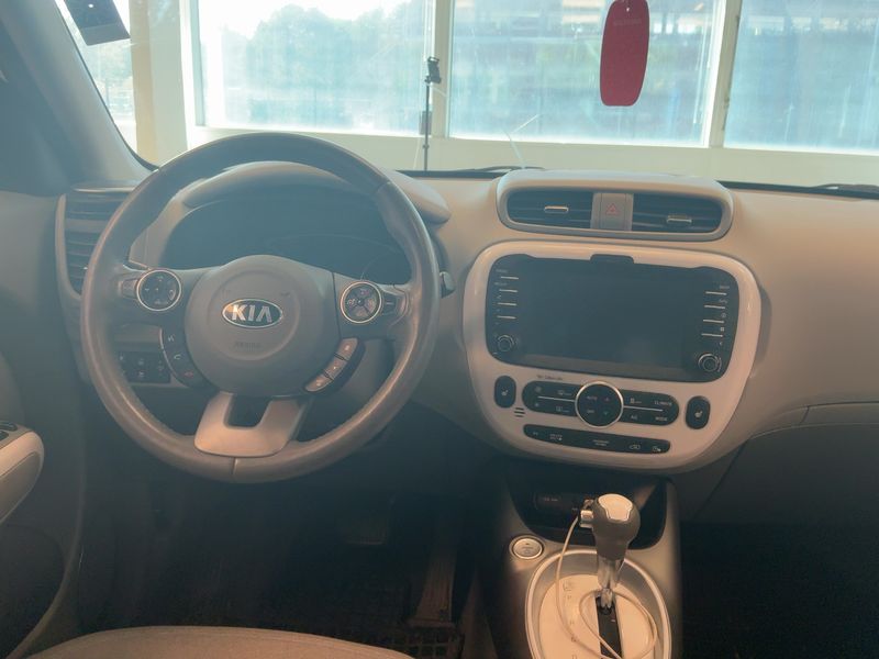Kia Soul electric drive 81 kW EV 2015 – снимка 18