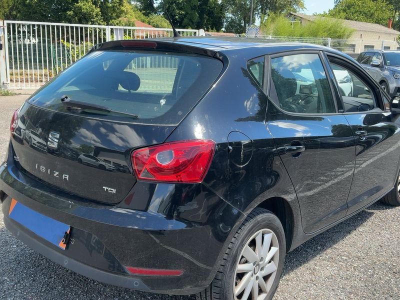 Seat Ibiza 1.6 TDI Stylance / Style 2014 – снимка 8