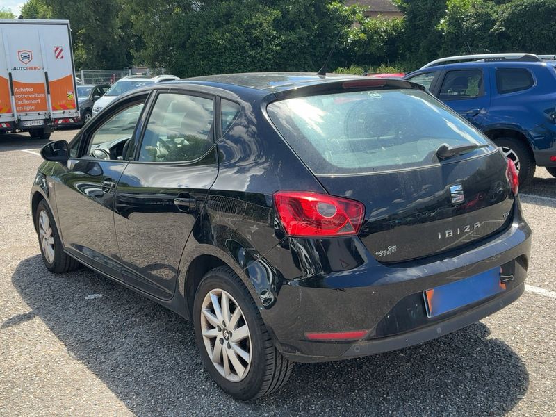 Seat Ibiza 1.6 TDI Stylance / Style 2014 – снимка 6
