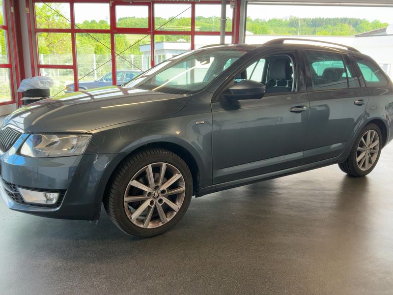 Skoda Octavia 1.4 TSI Ambition 2017 – снимка 2