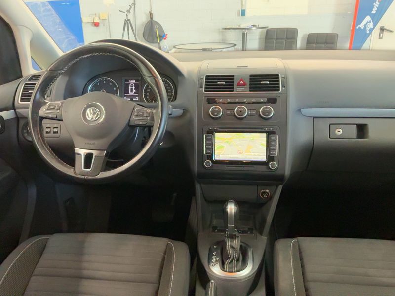 Volkswagen Touran 1.4 TSI Cup 2015 – снимка 18