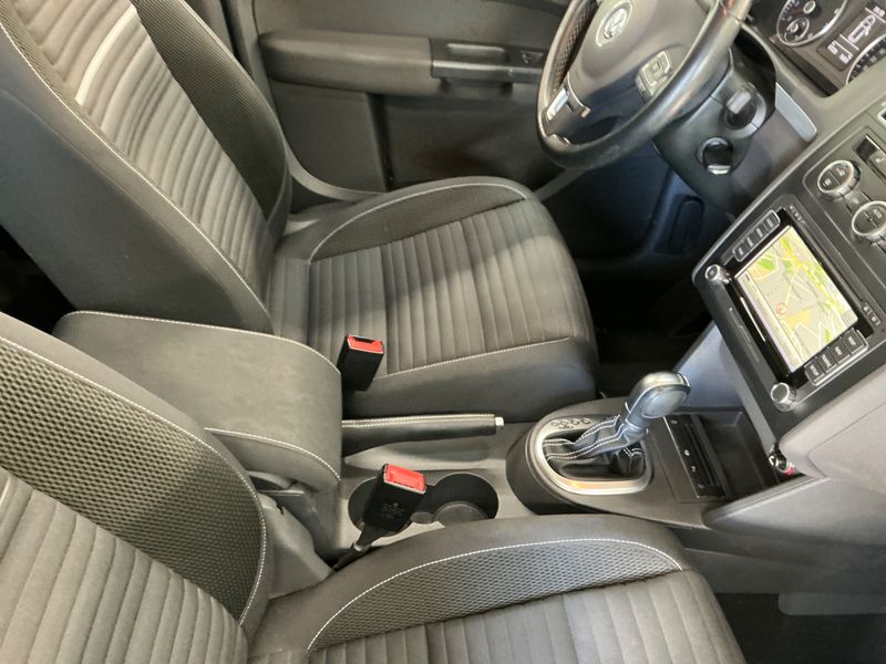 Volkswagen Touran 1.4 TSI Cup 2015 – снимка 27
