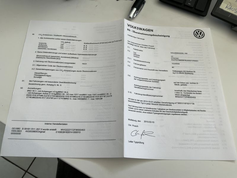 Volkswagen Touran 1.4 TSI Cup 2015 – снимка 22