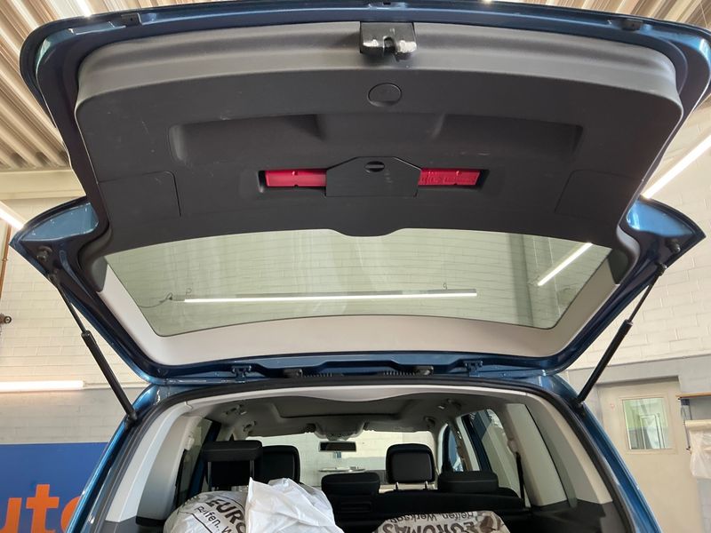 Volkswagen Touran 1.4 TSI Cup 2015 – снимка 24