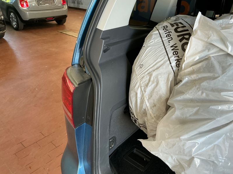 Volkswagen Touran 1.4 TSI Cup 2015 – снимка 23