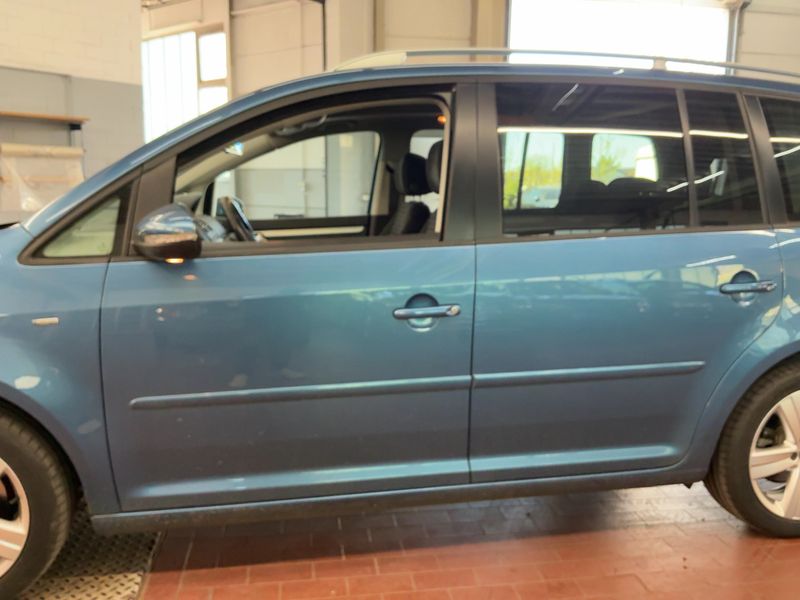 Volkswagen Touran 1.4 TSI Cup 2015 – снимка 4