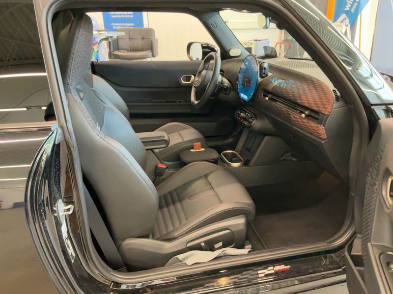 MINI Cooper S John Cooper Works Trim 2024 – снимка 17