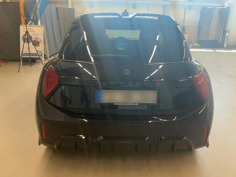 MINI Cooper S John Cooper Works Trim 2024 – снимка 7