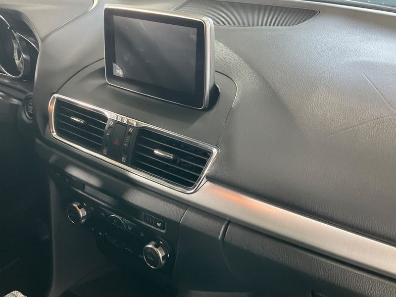 Mazda 3 2.2 Turbodiesel Revolution 2014 – снимка 32