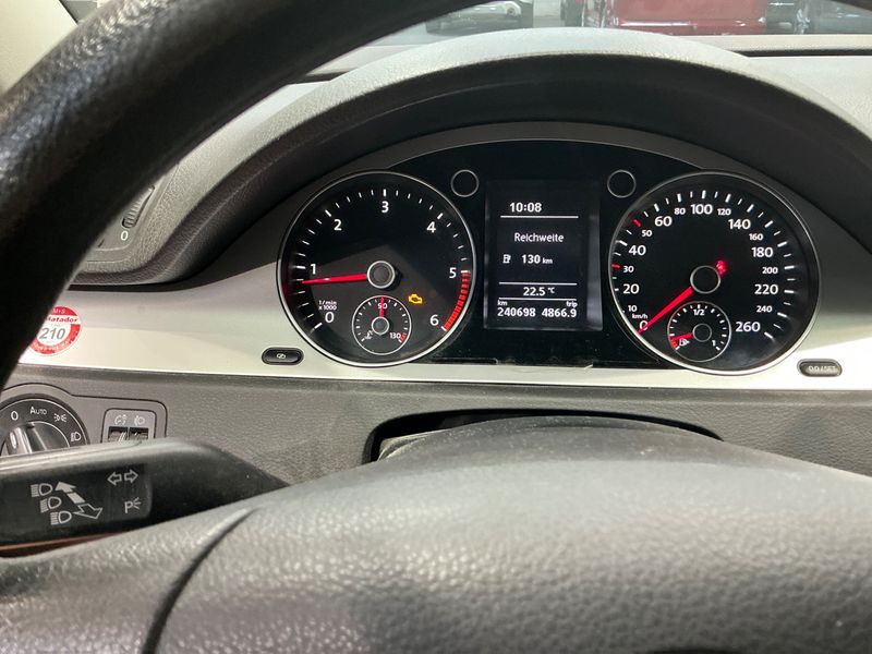 Volkswagen Passat 2.0 TDI Comfortline BlueMotion Tech 2009 – снимка 4