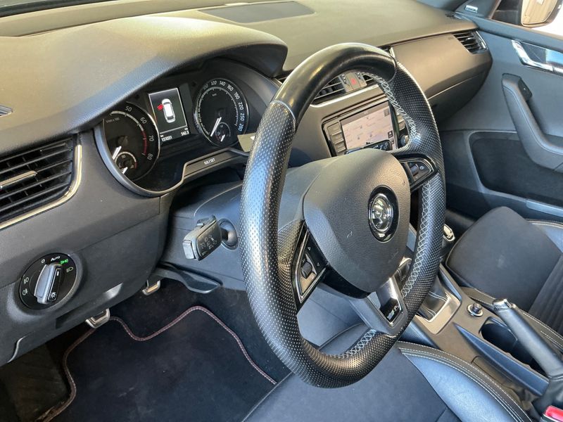 Skoda Octavia 2.0 TSI RS 2015 – снимка 26