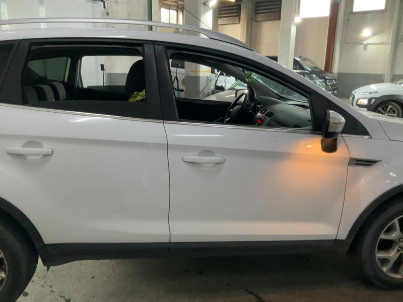 Ford Kuga 2.0 TDCi Trend 2009 – снимка 10