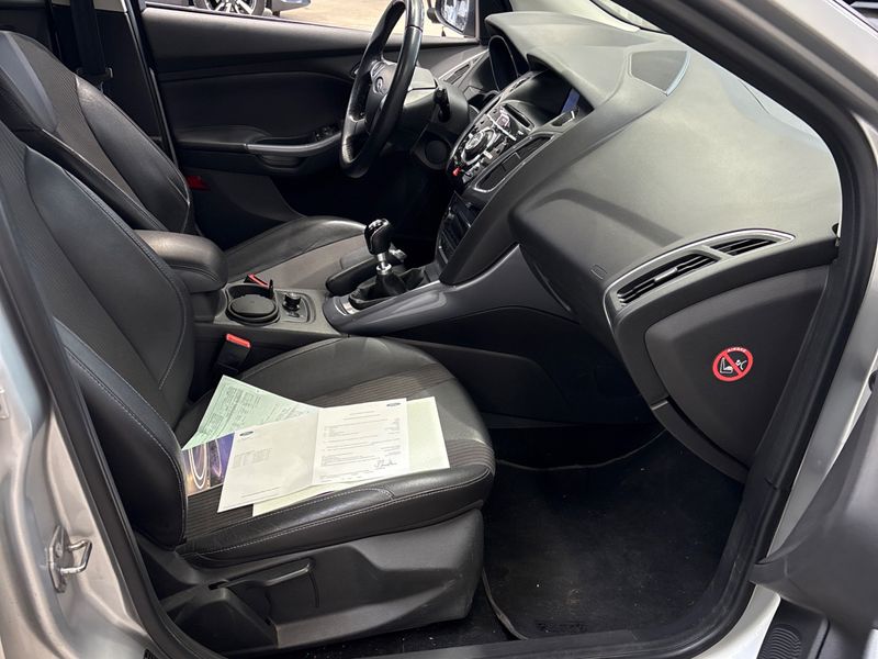 Ford Focus 1.6 EcoBoost Titanium 2014 – снимка 3