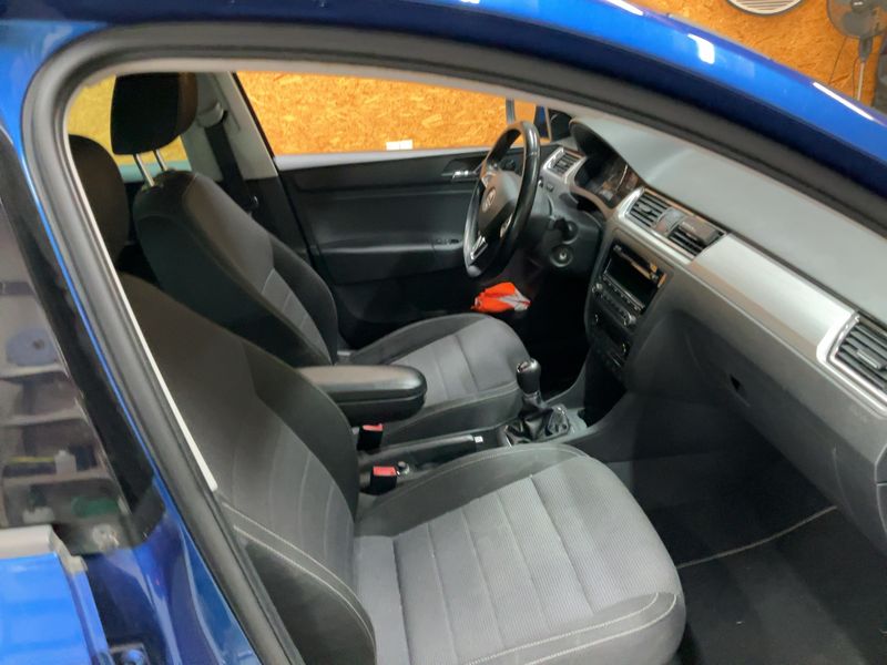 Skoda Rapid Spaceback 1.6 TDI Elegance 2014 – снимка 17