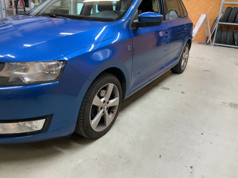Skoda Rapid Spaceback 1.6 TDI Elegance 2014 – снимка 2