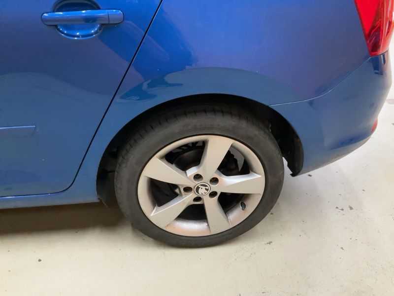 Skoda Rapid Spaceback 1.6 TDI Elegance 2014 – снимка 5