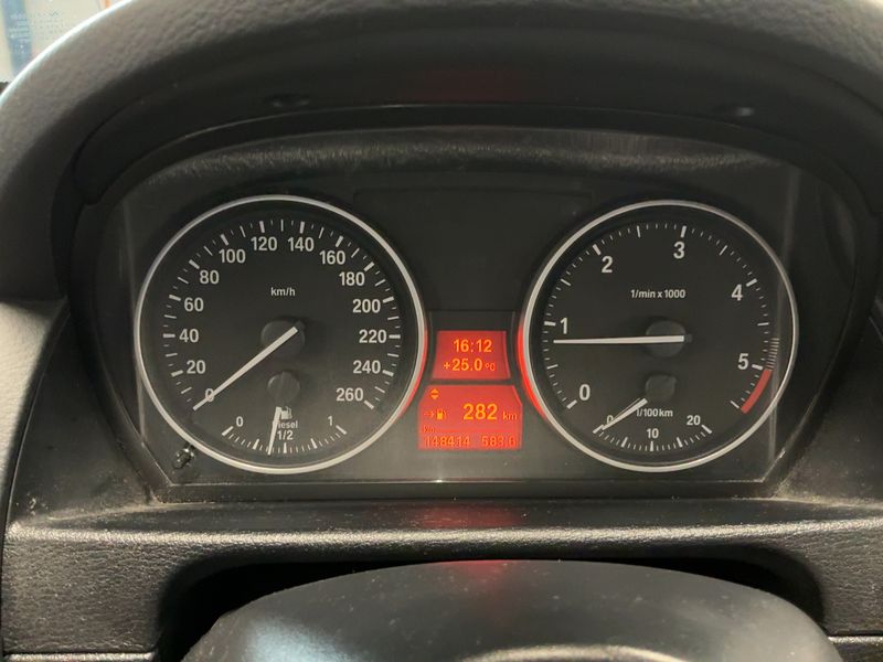BMW X1 xDrive 18d 2011 – снимка 18