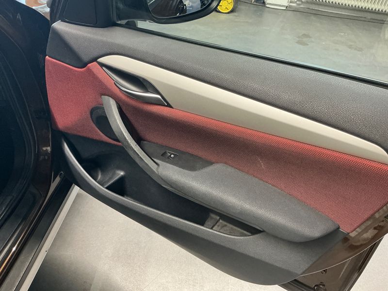 BMW X1 xDrive 18d 2011 – снимка 37