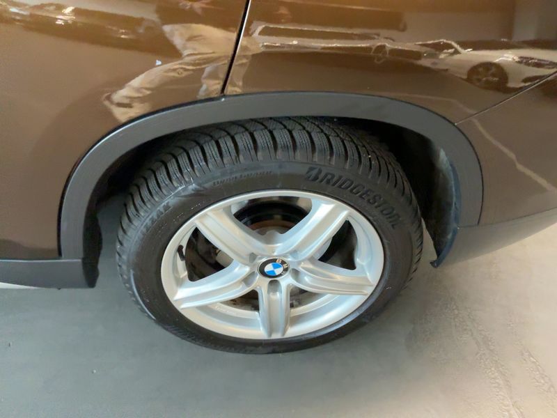 BMW X1 xDrive 18d 2011 – снимка 5