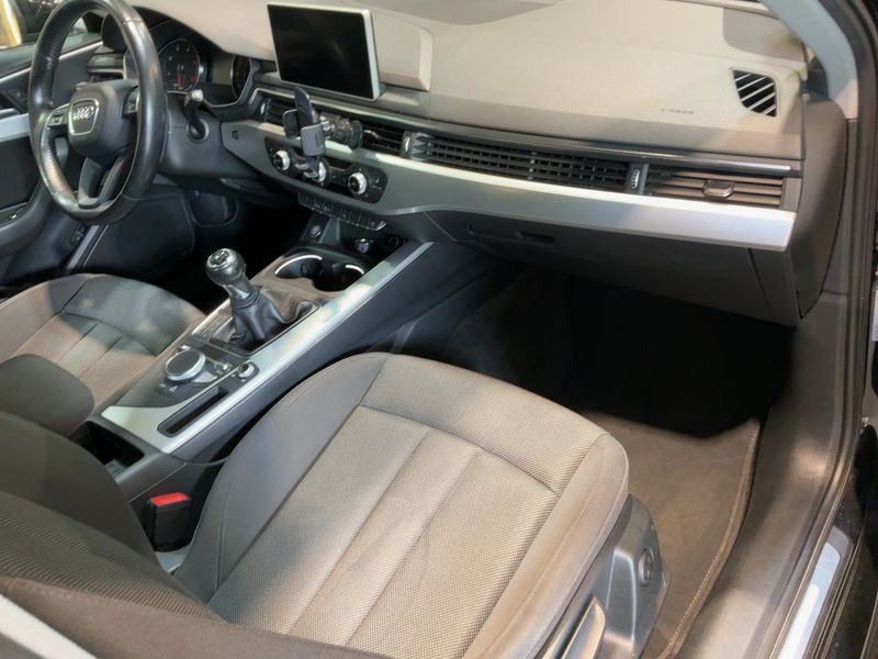 Audi A4 2.0 TDI 2017 – снимка 17