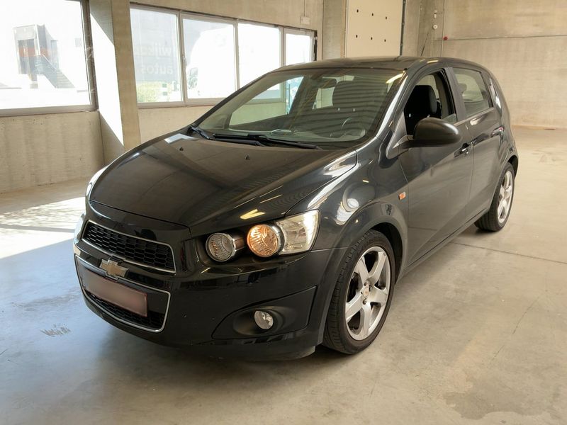 Chevrolet Aveo 1.4 LT + 2011 – снимка 1