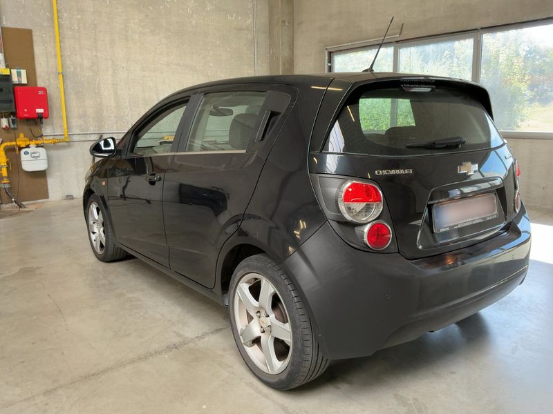 Chevrolet Aveo 1.4 LT + 2011 – снимка 6