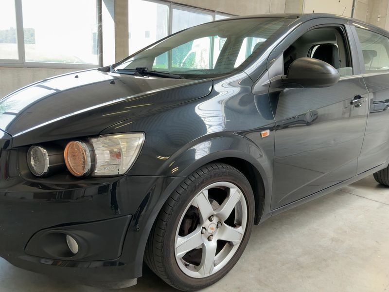 Chevrolet Aveo 1.4 LT + 2011 – снимка 2