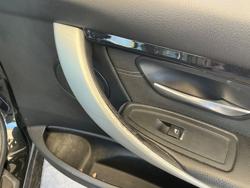 BMW 3er 318d Sport Line 2016 – снимка 25