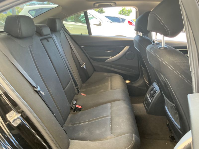 BMW 3er 318d Sport Line 2016 – снимка 19