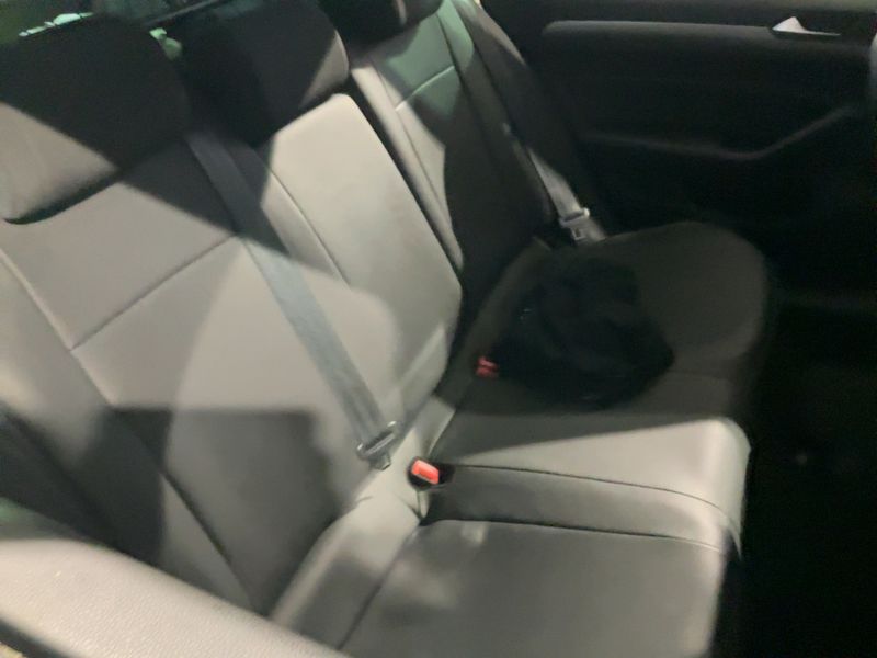 Volkswagen Passat 2.0 TDI 2021 – снимка 19
