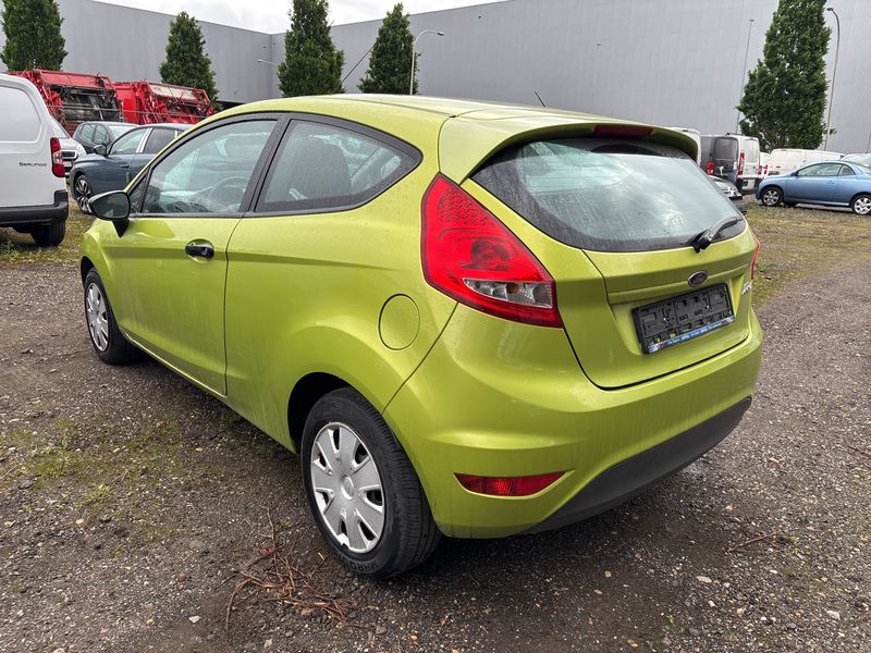 Ford Fiesta 1.25 Ambiente 2009 – снимка 3