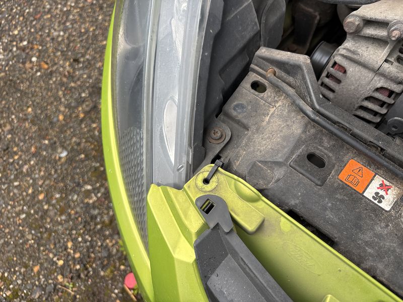 Ford Fiesta 1.25 Ambiente 2009 – снимка 39