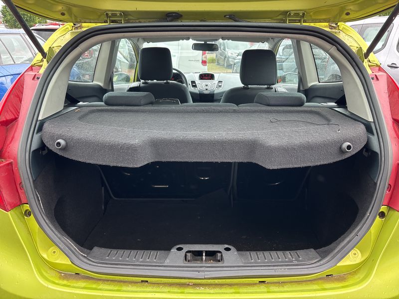 Ford Fiesta 1.25 Ambiente 2009 – снимка 9