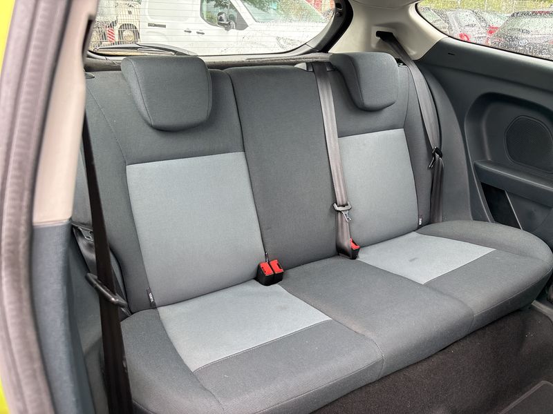 Ford Fiesta 1.25 Ambiente 2009 – снимка 13