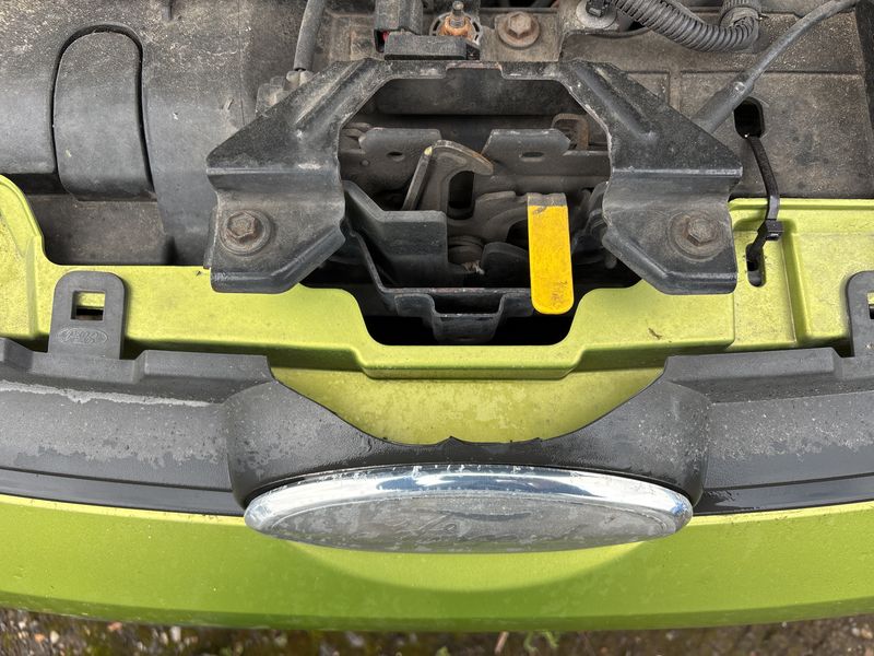 Ford Fiesta 1.25 Ambiente 2009 – снимка 38