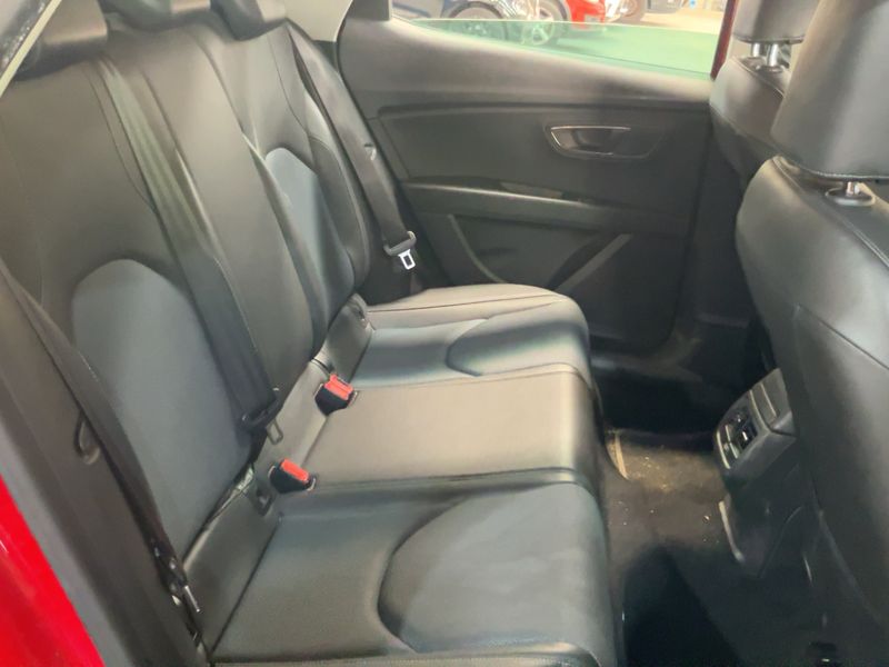 Seat Leon 1.6 TDI Style 2015 – снимка 19