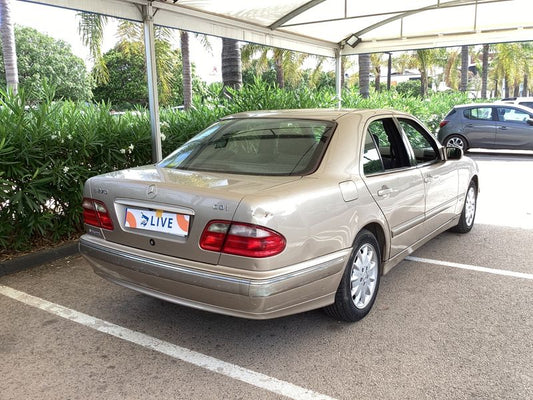 Mercedes-Benz E-Klasse E 270 CDI Elegance 2001 – снимка 2